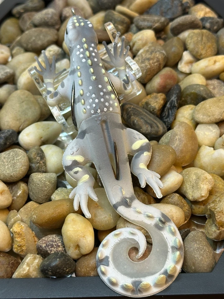 5.25" Skitter Lizard 3/4 oz Creature Lure Bass Fishing Weedless