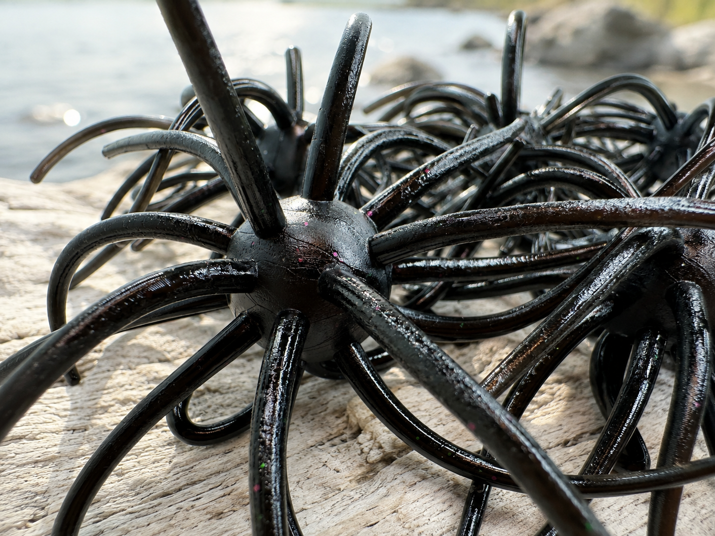 25mm Urchin Onyx Black Pepper Flake Floating TPE Soft Bait