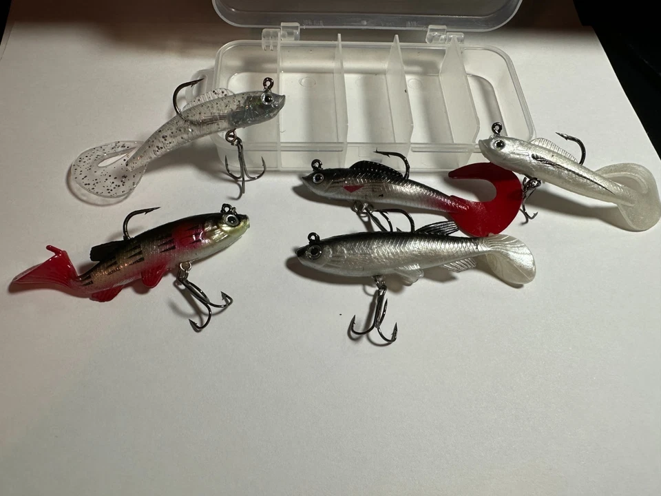 5pc Soft Plastic Fishing Lure Kit Paddle & Curly Tail Swimbaits w Hooks