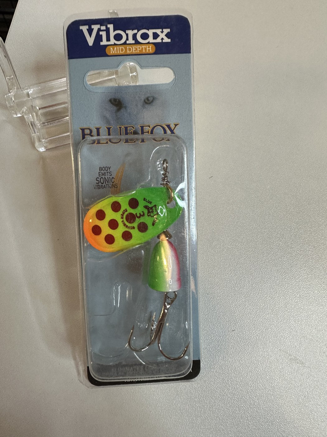 Blue Fox Vibrax #3 — #03 Green to Yellow Fade with Red Dots, package front