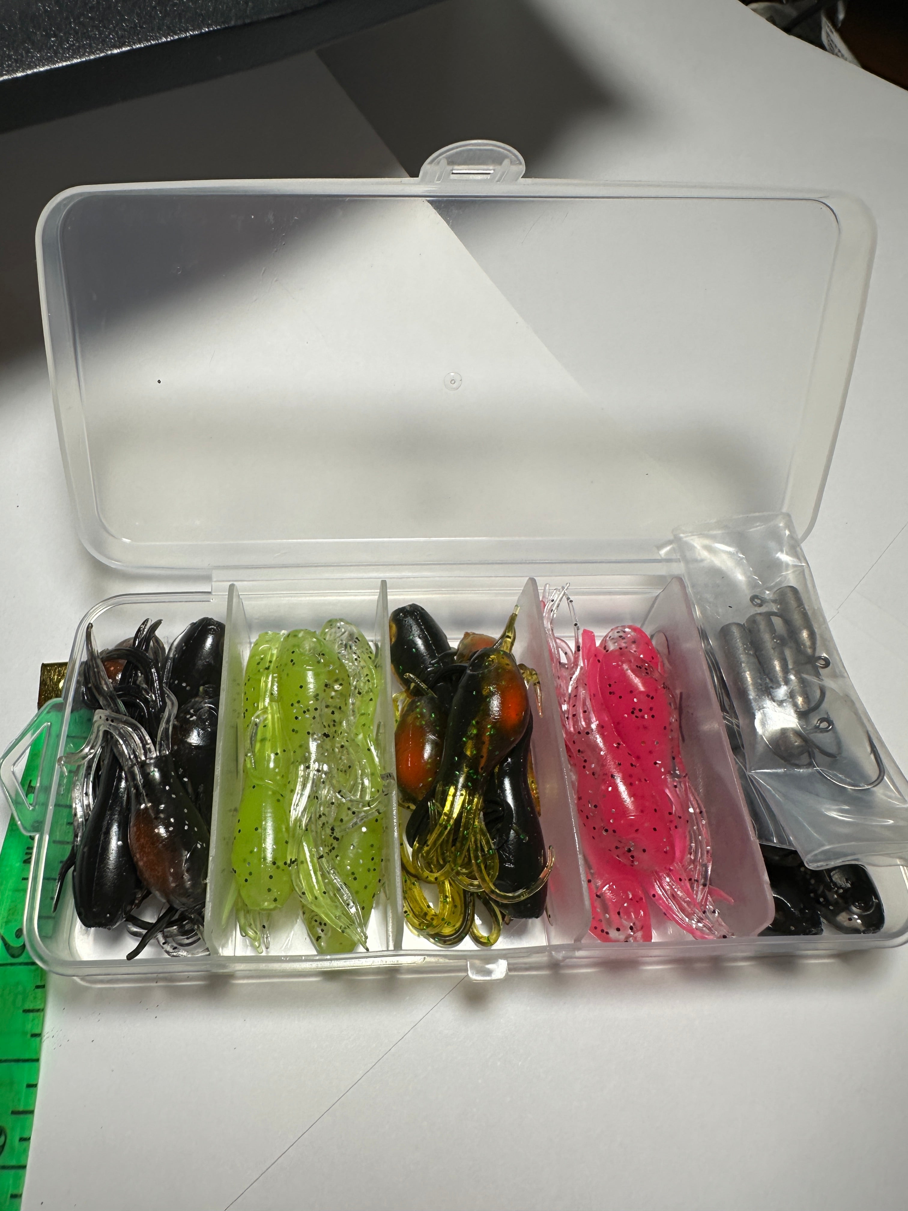 25 Pc Crappie Tube Jig Kit w/ Tackle Box 5 Colors Panfish Bluegill Fishing Lures