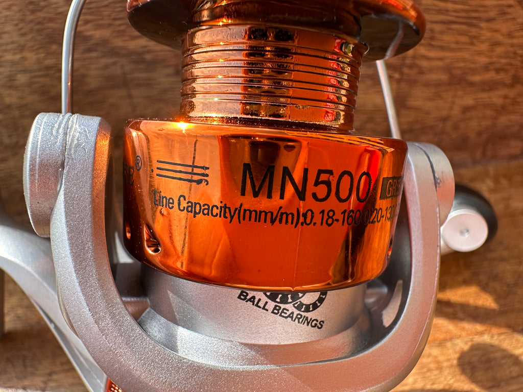 AoQiusite MN500 Spinning Reel 5.2:1 Gear Ratio Ultralight Right/Left Hand - New