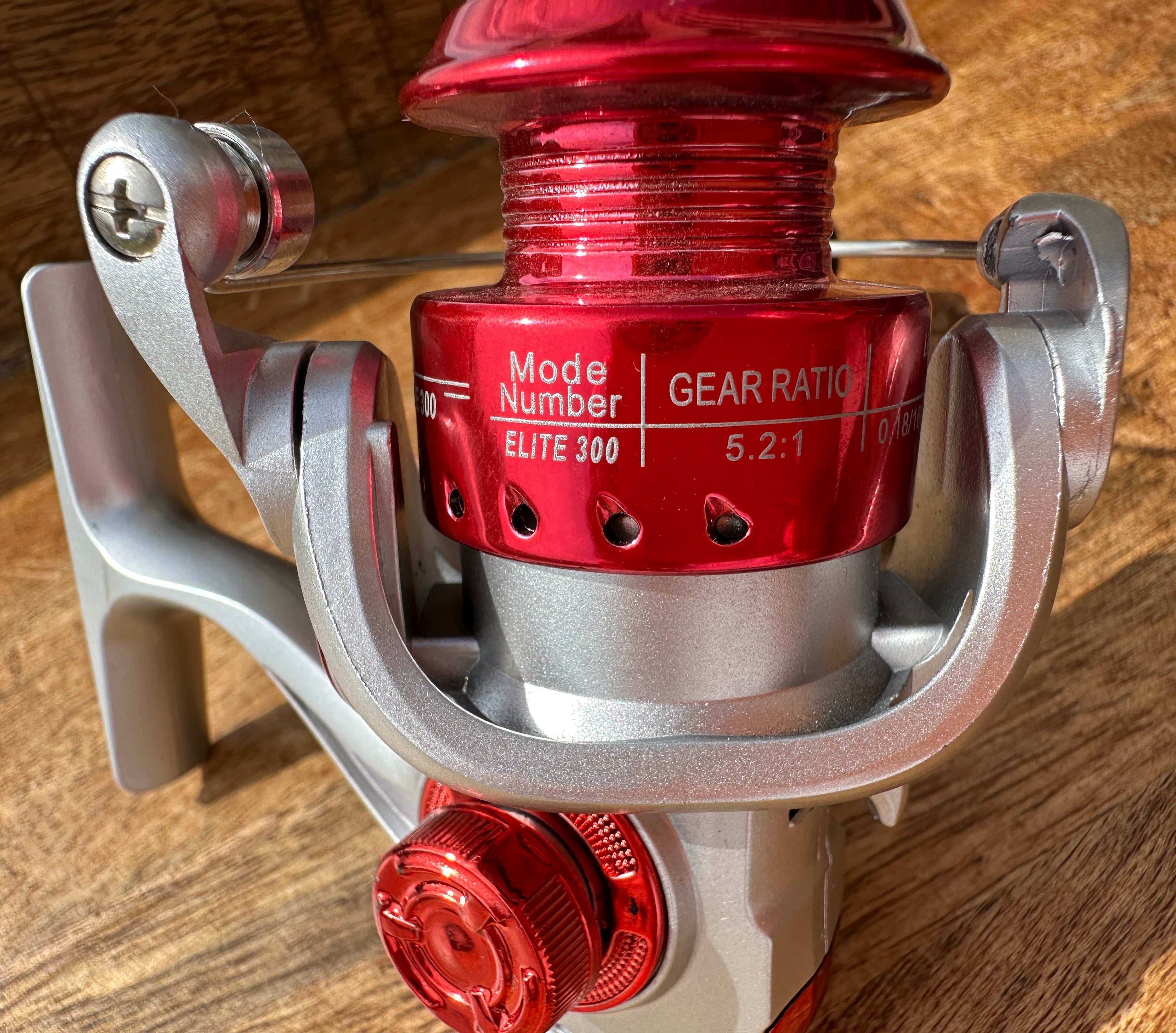 AoQiusite MN500 Spinning Reel 5.2:1 Gear Ratio Ultralight Right/Left Hand - New