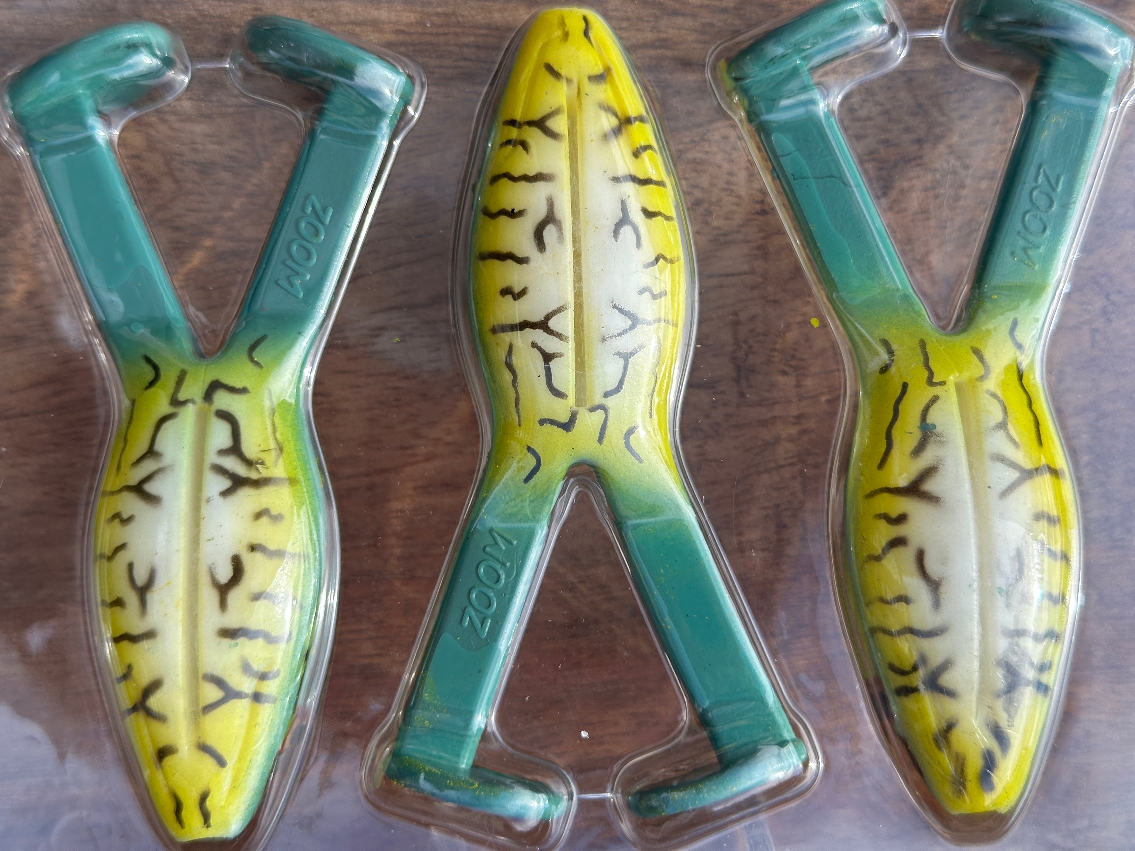 Zoom Frog Zebra Green 3 Pack Soft Hollow Body Frog Topwater Bass Fishing Lure 13