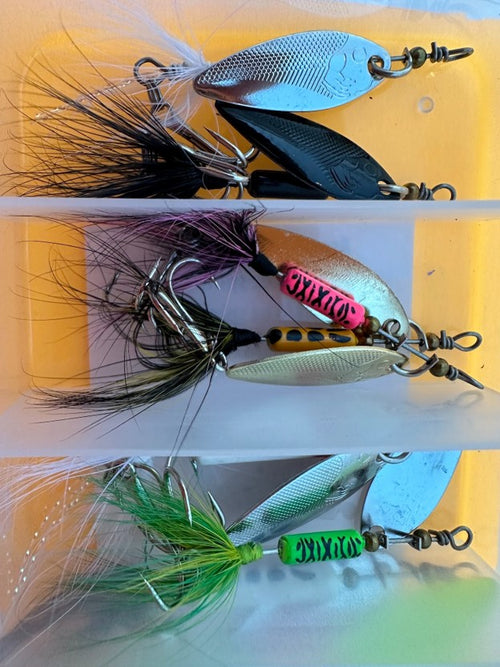 10 piece Inline Spinner Fishing Lure Kit w/ Tackle Box – Bass Trout Crappie Kit