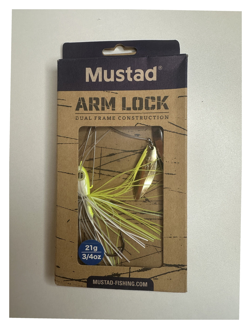 Mustad Arm Lock Spinnerbait 3/4 oz Chartreuse/White - box front, clean flat lay