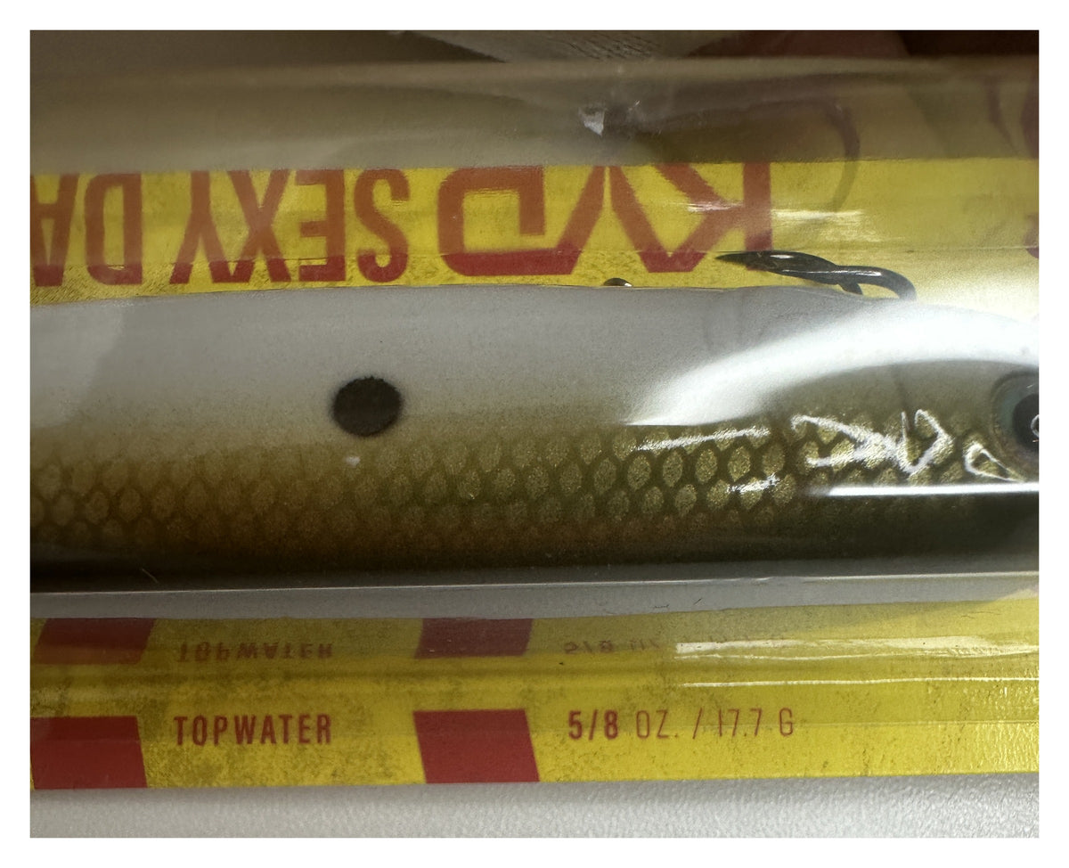 Sexy Dawg lure body and scale pattern - close-up detail through the package