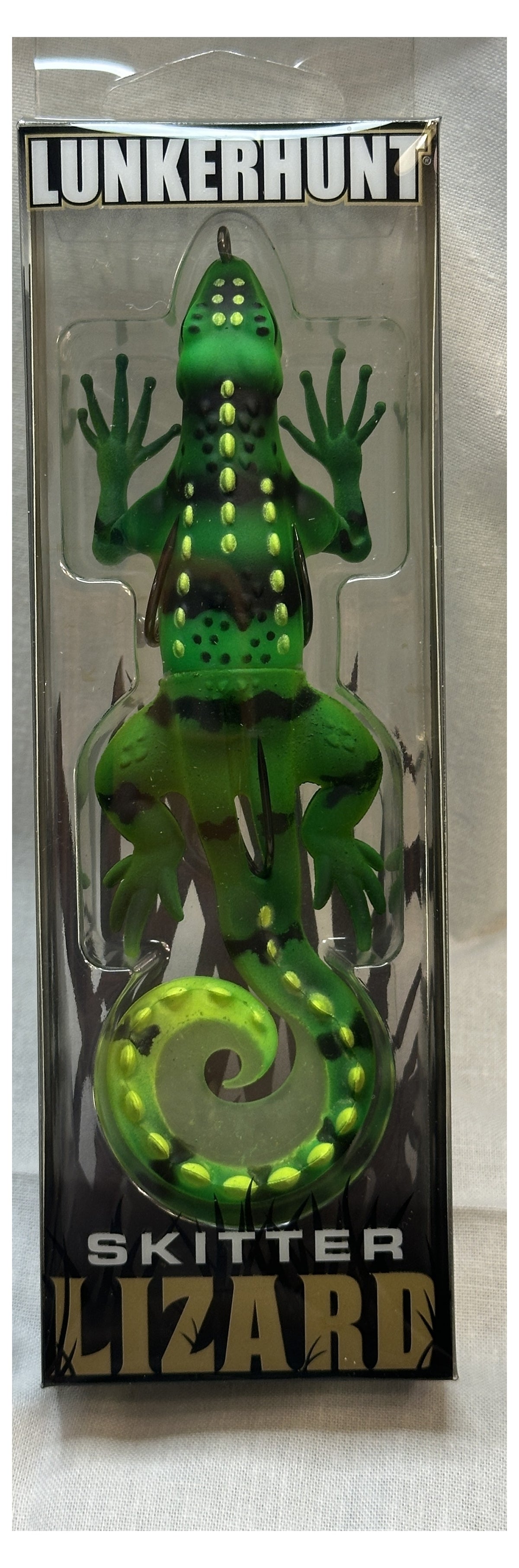 Lunkerhunt Skitter Lizard retail box front - green colorway
