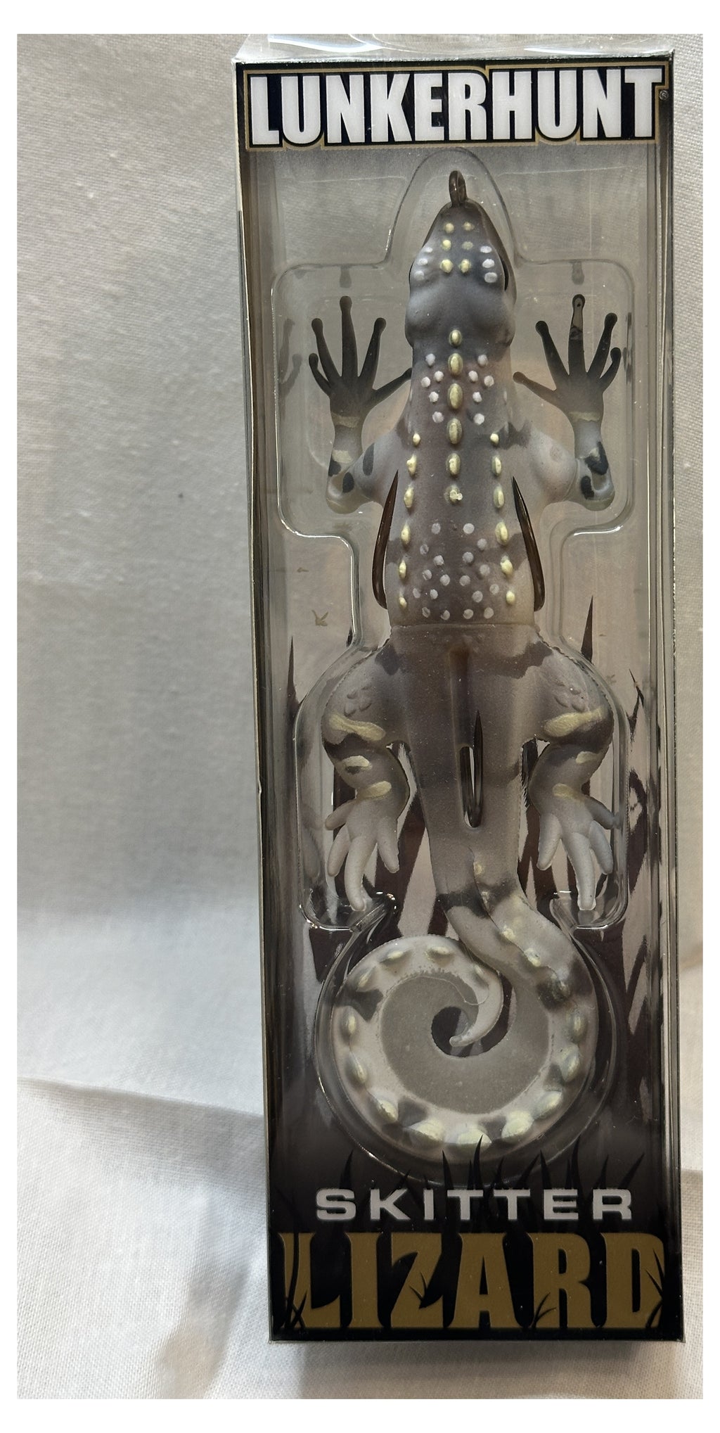 Lunkerhunt Skitter Lizard retail box front - LIZ05 Back Wood